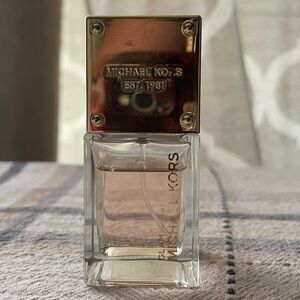 Michael Kors Glam Jasmine Perfume